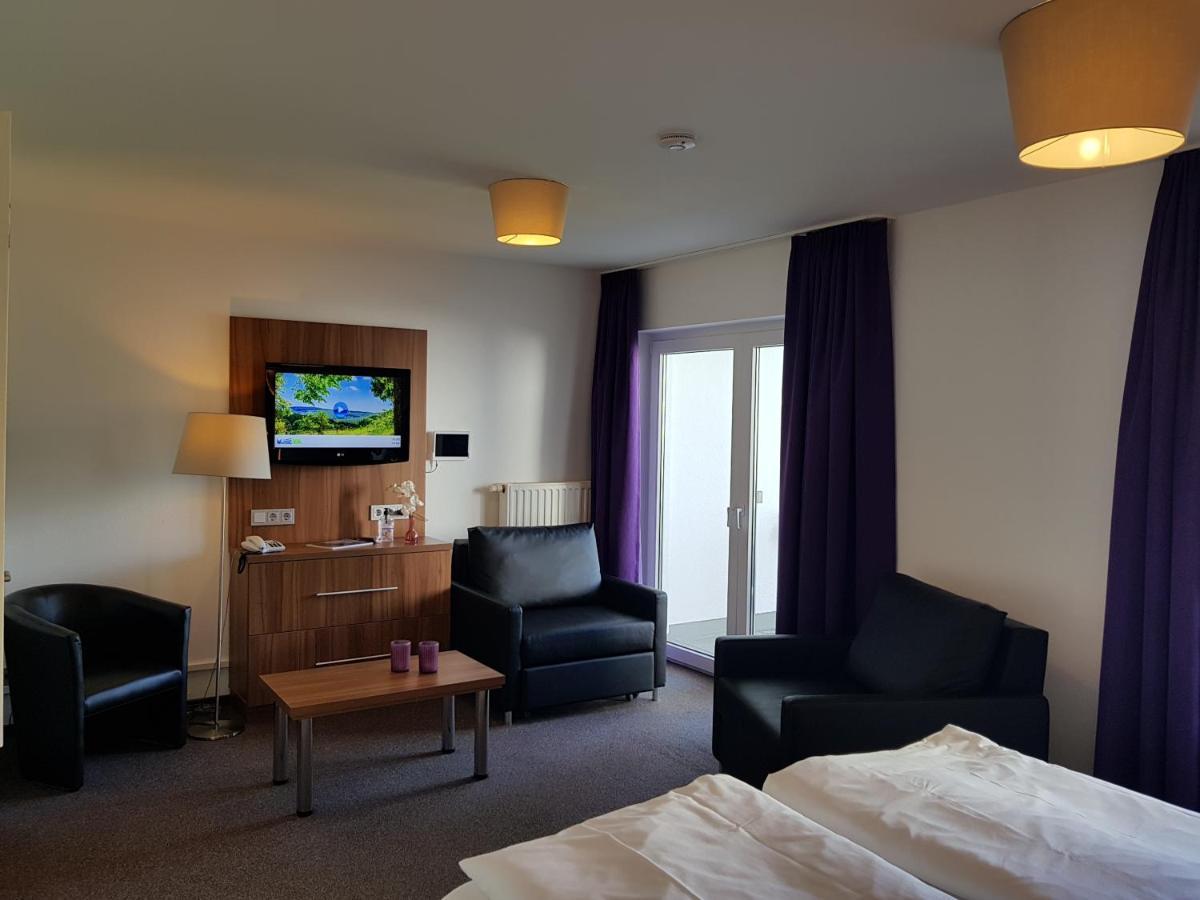 Vakantiehotel Der Brabander Winterberg Buitenkant foto