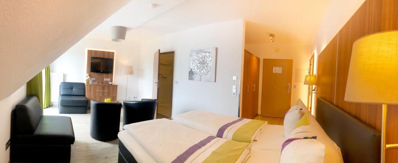 Vakantiehotel Der Brabander Winterberg Buitenkant foto