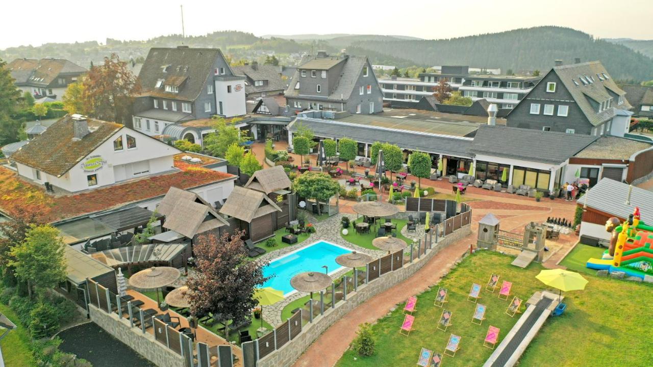 Vakantiehotel Der Brabander Winterberg Buitenkant foto