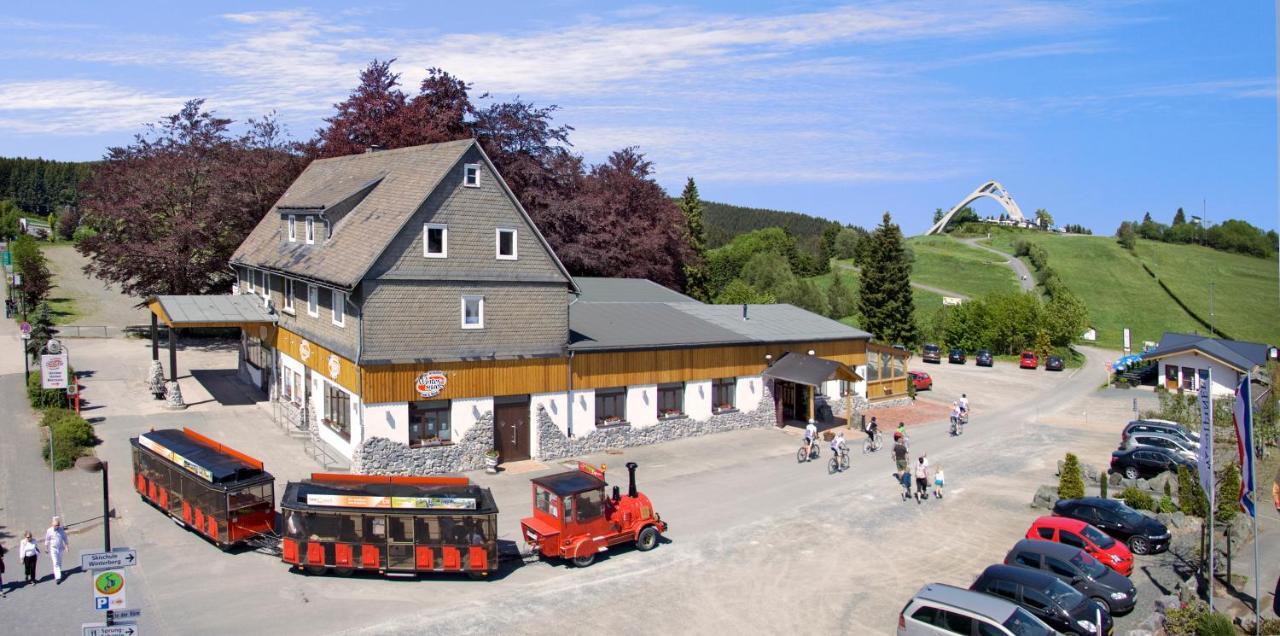 Vakantiehotel Der Brabander Winterberg Buitenkant foto